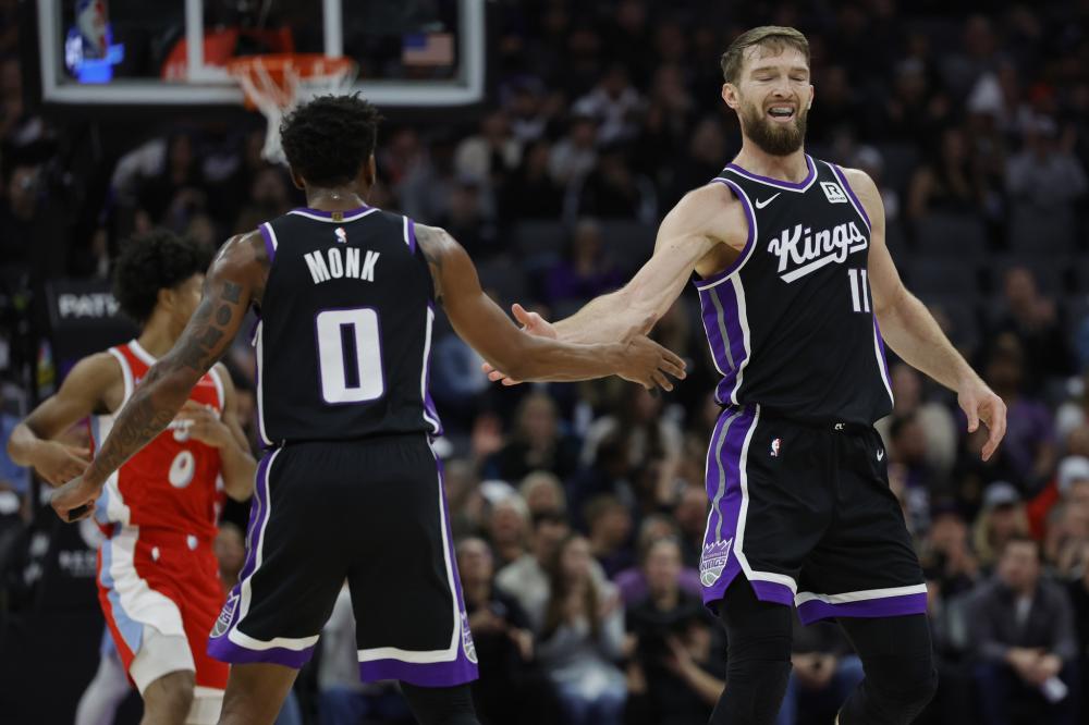 一个动作和 一个动作和