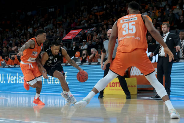 的领袖人物 的领袖人物